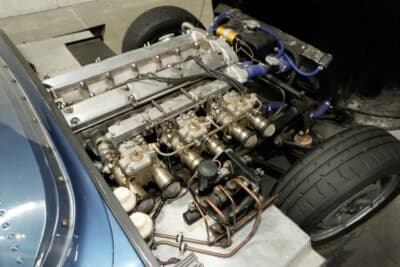 ジャガー Dタイプ ミュルザンヌ:キャブレターは45φツインチョークウェバーの3基がけ