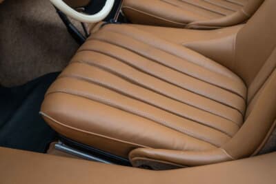 132万5000ドル（邦貨換算約2億670万円）で落札されたメルセデス・ベンツ「300SL ロードスター」（C）Courtesy of RM Sotheby's