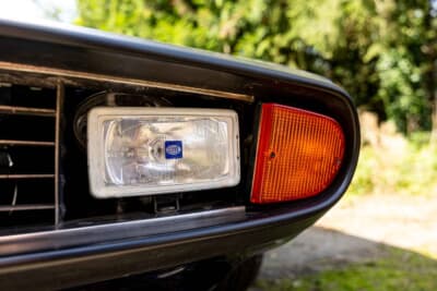  18万4000ユーロ（邦貨換算約2945万円）で落札されたフェラーリ「365GTC/4」（C）Courtesy of RM Sotheby's