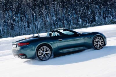 マセラティ グランカブリオ:0-100km/h加速は4秒を誇る