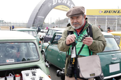 “ゴーリー”こと、ストリートミニ編集長の田代氏も三和トレーディングに辻さんを紹介、間を取り持つなど「ミニ カーブーツ ミーティング」の実現を後押ししてくれた。