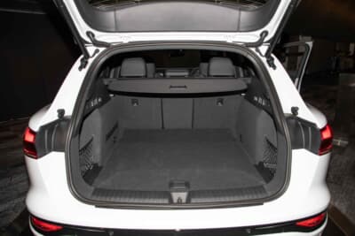 アウディ Q6 e-tron：トランク容量は後席使用時で526Lを実現