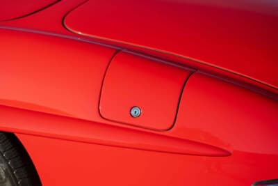 132万5000ドル（邦貨換算約2億670万円）で落札されたメルセデス・ベンツ「300SL ロードスター」（C）Courtesy of RM Sotheby's