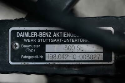 132万5000ドル（邦貨換算約2億670万円）で落札されたメルセデス・ベンツ「300SL ロードスター」（C）Courtesy of RM Sotheby's