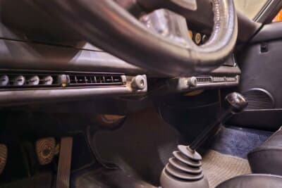 ポルシェ 911ターボ：新車時に取り付けられたままの状態で長年保管された