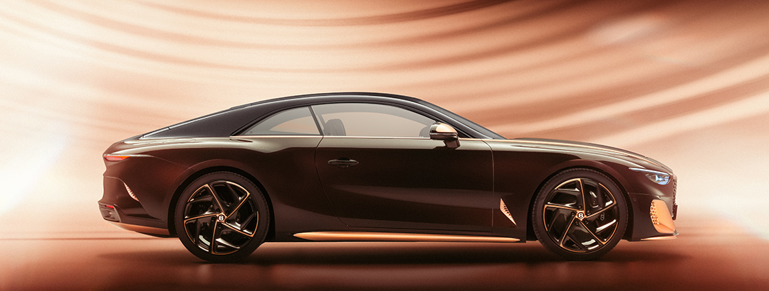 ベントレーから「18Kローズゴールド」パーツをふんだんに散りばめた究極の1台が誕生！「バトゥール ザ・ブラックローズ」の贅とは？