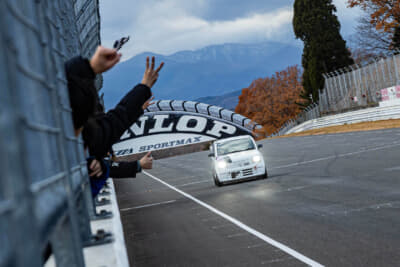 決勝は惜しくも3位にポジションを落とした岡部皓輝。同日に併催の東北660選手権・特別戦も岡野智大とのコンビで表彰台をゲット