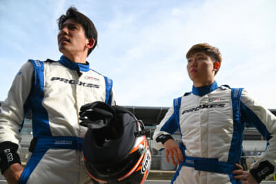 昨シーズンにトヨタGazooレーシングのスープラGT4でNLSを既に経験している山中／小高コンビだが、ニュルブルクリンクでコンビを組むのも地元ドイツのチームに加入するのも初めての事