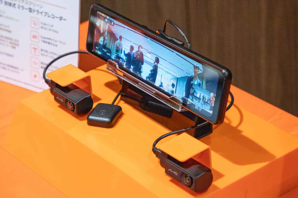 Mio MiVue ER40 ドライブレコーダー MiVue™ ER40