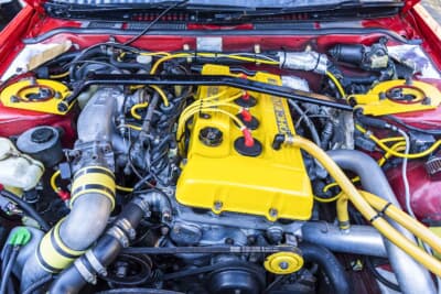 日産 4代目 S12型 シルビア ハッチバック：FJ20ET型エンジンは、φ92ピストンを用いて2.1L 化