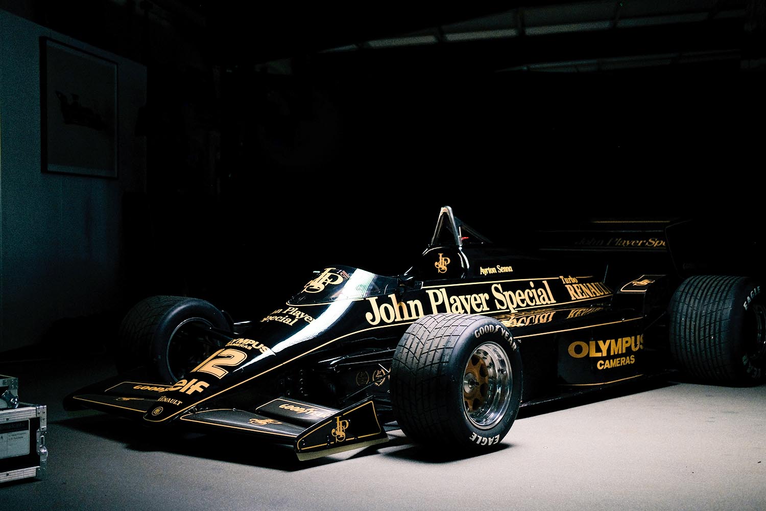アイルトン・セナのF1初勝利を果たしたロータス「97T」が走った アイルトン・セナのF1初勝利を果たしたロータス「97T」が走った