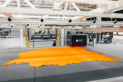 ベントレーは、AIを活用した画期的な皮革検査プログラムを導入したと発表した