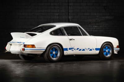 71万3750ユーロ（邦貨換算約1億1430万円）で落札されたポルシェ「911カレラRS 2.7」（C）Courtesy of RM Sotheby's