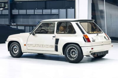 10万3500ユーロ（邦貨換算約1670万円）で落札されたルノー「5 ターボ2」（C）Courtesy of RM Sotheby's