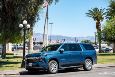 旅の相棒はハーツ・レンタカーからレンタルしたシボレー サバーバン