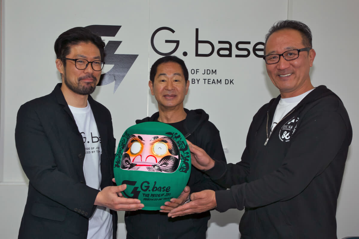 ドリキンの愛車が間近で見れる「G.base」がオープン…運が良けれ
