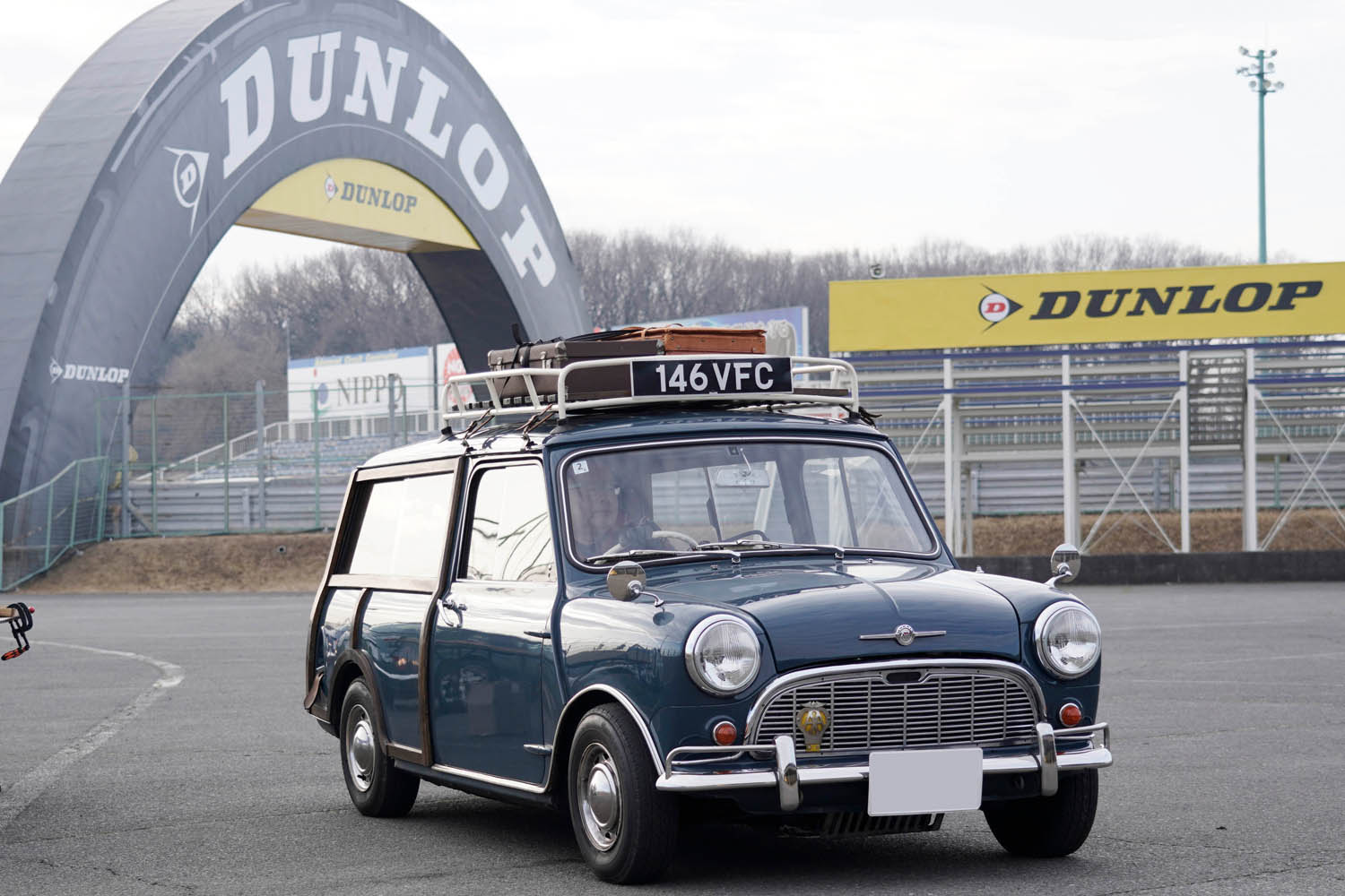 クラシック・ミニ」を乗り継ぎ5台目！ 終の車は58年前のモーリス「ミニ