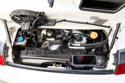 16万1000ユーロ（邦貨換算約2580万円）で落札されたポルシェ「911GT3 RS」（C）Courtesy of RM Sotheby's