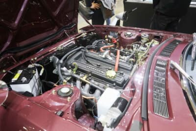 トヨタ セリカリフトバック:2T-Gエンジンを搭載