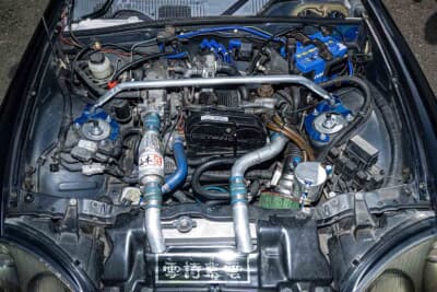 スズキ カプチーノ：前期型なのでエンジンはF6A型。本体はノーマルのままタービンだけ交換している