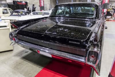 キャデラック フリートウッド 60スペシャル:本格的なレストレーションは一度も受けていないようで、塗装が一部で傷んでいたり、バンパーにサビが浮いている