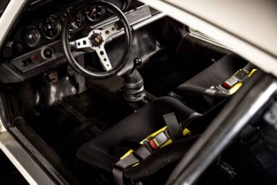 71万3750ユーロ（邦貨換算約1億1430万円）で落札されたポルシェ「911カレラRS 2.7」（C）Courtesy of RM Sotheby's