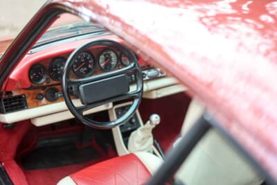 26万2500ユーロ（邦貨換算約4230万円）で落札されたポルシェ「911ターボ フラッハバウ」（C）Courtesy of RM Sotheby's