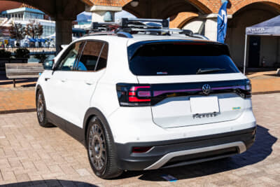 フォルクスワーゲン T-Cross：全体に海外パーツで統一感を持たせている