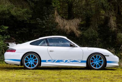 16万1000ユーロ（邦貨換算約2580万円）で落札されたポルシェ「911GT3 RS」（C）Courtesy of RM Sotheby's
