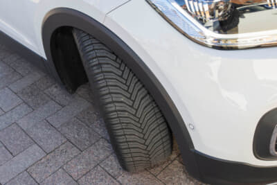 フォルクスワーゲン T-Cross：オールシーズンタイヤのミシュラン クロスクライメートは雪道に対応して走れるが、普段乗りはスタッドレスタイヤよりも高いグリップがある