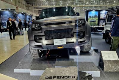 ランドローバー ディフェンダー 110 オクタ