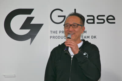 日本文化の素晴らしさを感じてもらいたいと話すTEC-ART' Sの鎌田芳徳代表