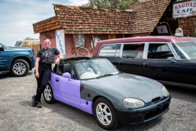 イリノイ州からスズキ カプチーノに乗ってバグダッド・カフェを訪れていた女性オーナー