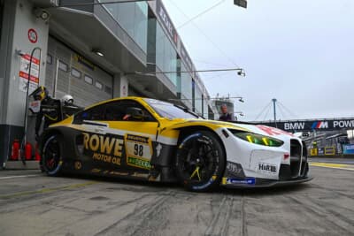 ROWEレーシングのBMW M4 GT3
