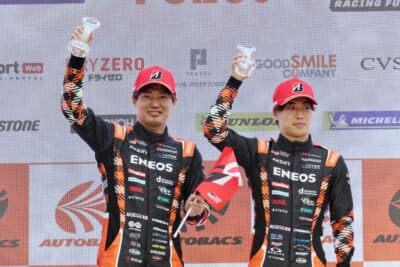 TGR TEAM ENEOS ROOKIEの 大嶋和也選手（左）、福住仁嶺（右）