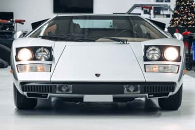 82万625ユーロ（邦貨換算約1億3300万円）で落札されたランボルギーニ「カウンタックLP400」（C）Courtesy of RM Sotheby's