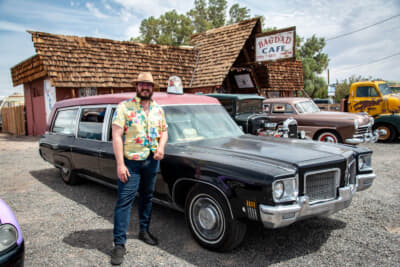 こちらは1970年代のオールズモビル カスタムクルーザーだ