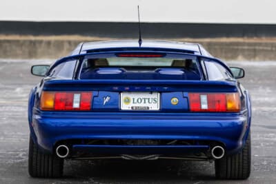 15万1200ドル（邦貨換算約2255万円）で落札されたロータス「エスプリV8」（C）Courtesy of RM Sotheby's