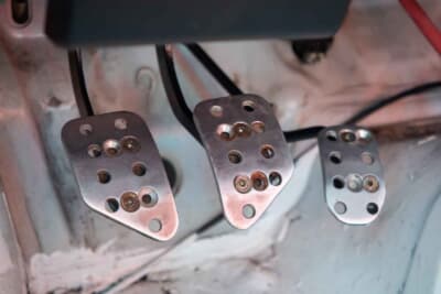 フィアット チンクエチェント トロフェオ：見るからに操作性のいい3ペダル