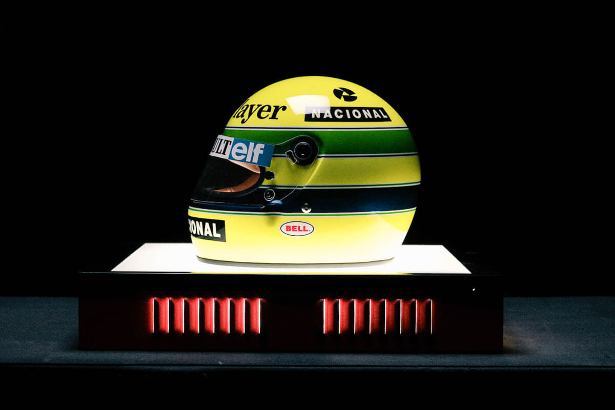 アイルトン・セナのF1初勝利を果たしたロータス「97T」が走った