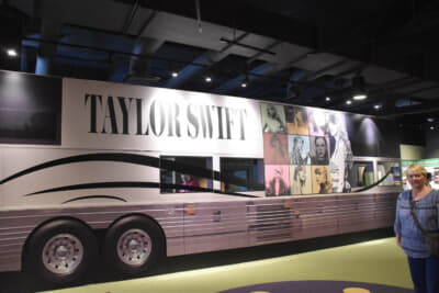 テイラー・スウィフトのツアーバス