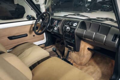 10万3500ユーロ（邦貨換算約1670万円）で落札されたルノー「5 ターボ2」（C）Courtesy of RM Sotheby's