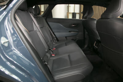 トヨタ クラウンエステート：リアシート