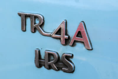 トライアンフ TR4A IRS：車名のIRSはインディペンデント・リア・サスペンションの略で、後輪も独立懸架であることを意味している