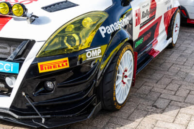 スズキ スイフトスポーツ：汎用のオーバーフェンダーをDIYでフィッティングしながら取り付けてワイドボディ化