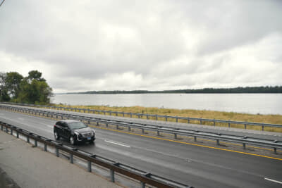 ミシシッピ川を見ながら走れるのは、この区間のみ。あいにくの曇り空だった