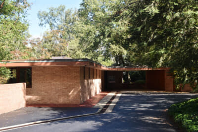 フランク・ロイド・ライト作のローレント邸