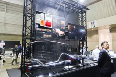 トヨタ セリカリフトバックの部品を展示