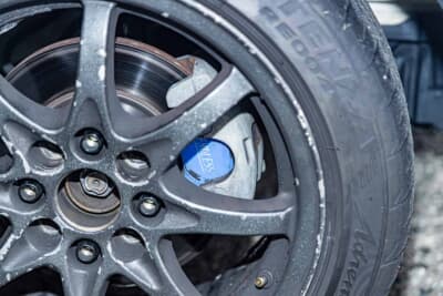 スズキ HA36型 アルト:ブレーキ関係はスズキ HA36型 アルトワークス用。容量がアップするうえ価格も安上がりだという