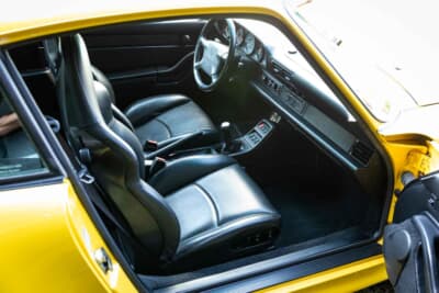 21万8500ユーロ（邦貨換算約3500万円）で落札されたポルシェ「911ターボ クーペ」（C）Courtesy of RM Sotheby's